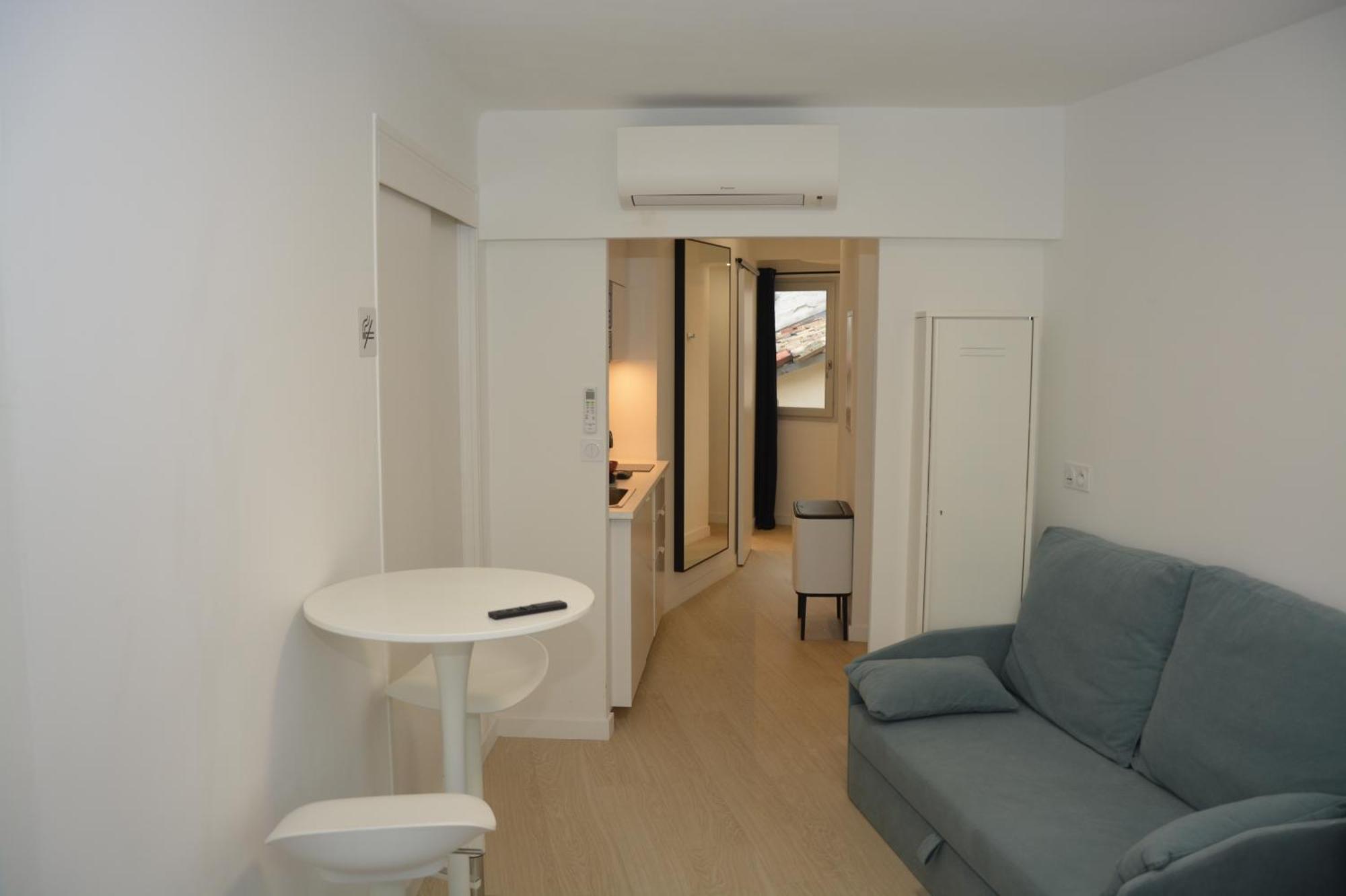 אביניון Maison Jacob - Hyper Centre - Maison Historique - Air Conditioning - Wifi מראה חיצוני תמונה