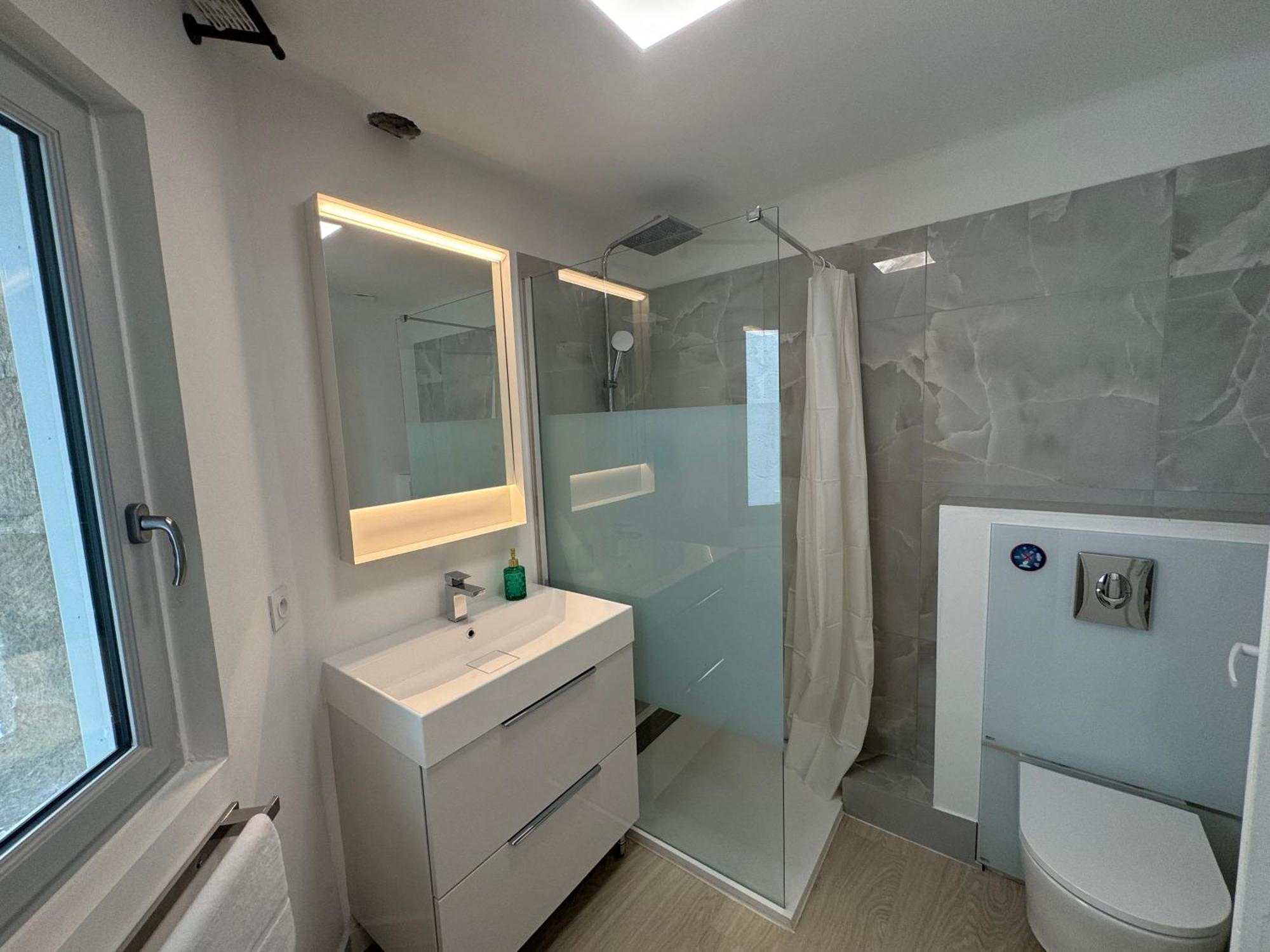אביניון Maison Jacob - Hyper Centre - Maison Historique - Air Conditioning - Wifi מראה חיצוני תמונה