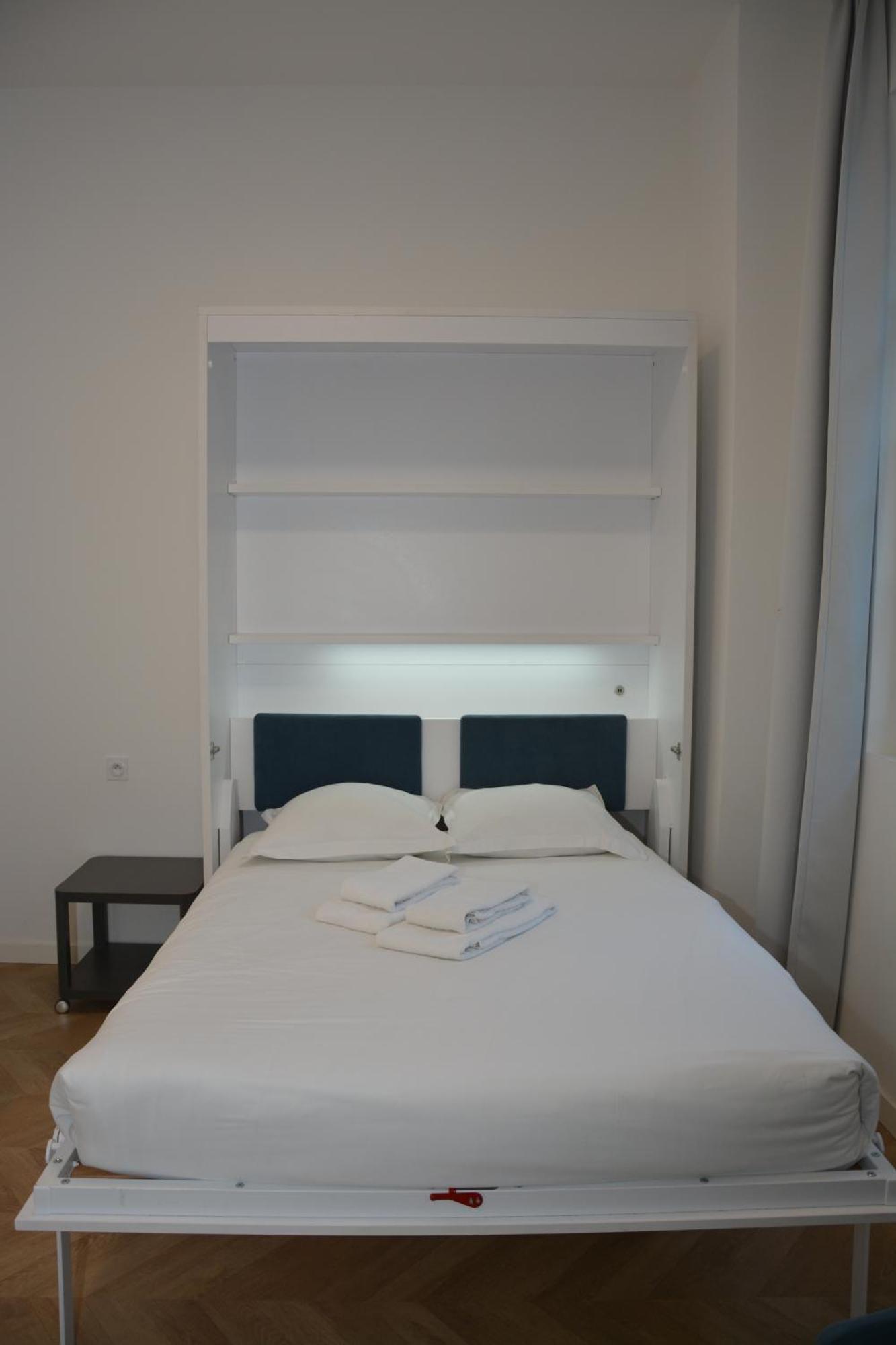 אביניון Maison Jacob - Hyper Centre - Maison Historique - Air Conditioning - Wifi מראה חיצוני תמונה
